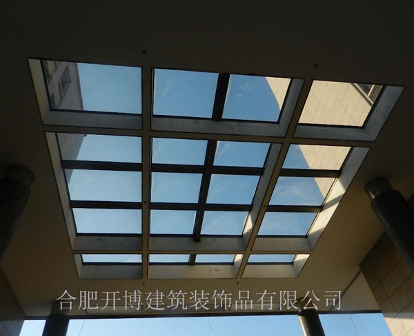 小區(qū)大門通道采光天窗