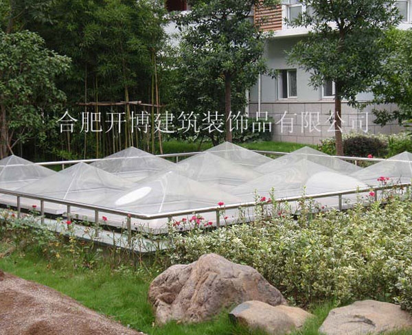 小區(qū)大門通道采光天窗